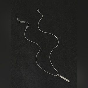 💥$10 or 3 for $15💥 Silver Tone necklace with “Live for Yourself”Pendant NIB